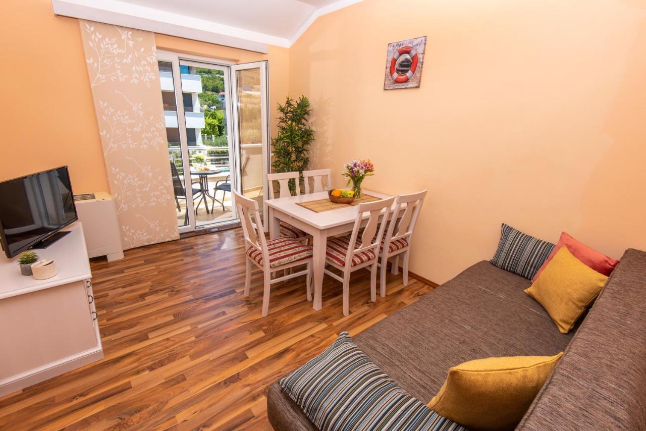 San Marian Apartments Подстрана Екстер'єр фото
